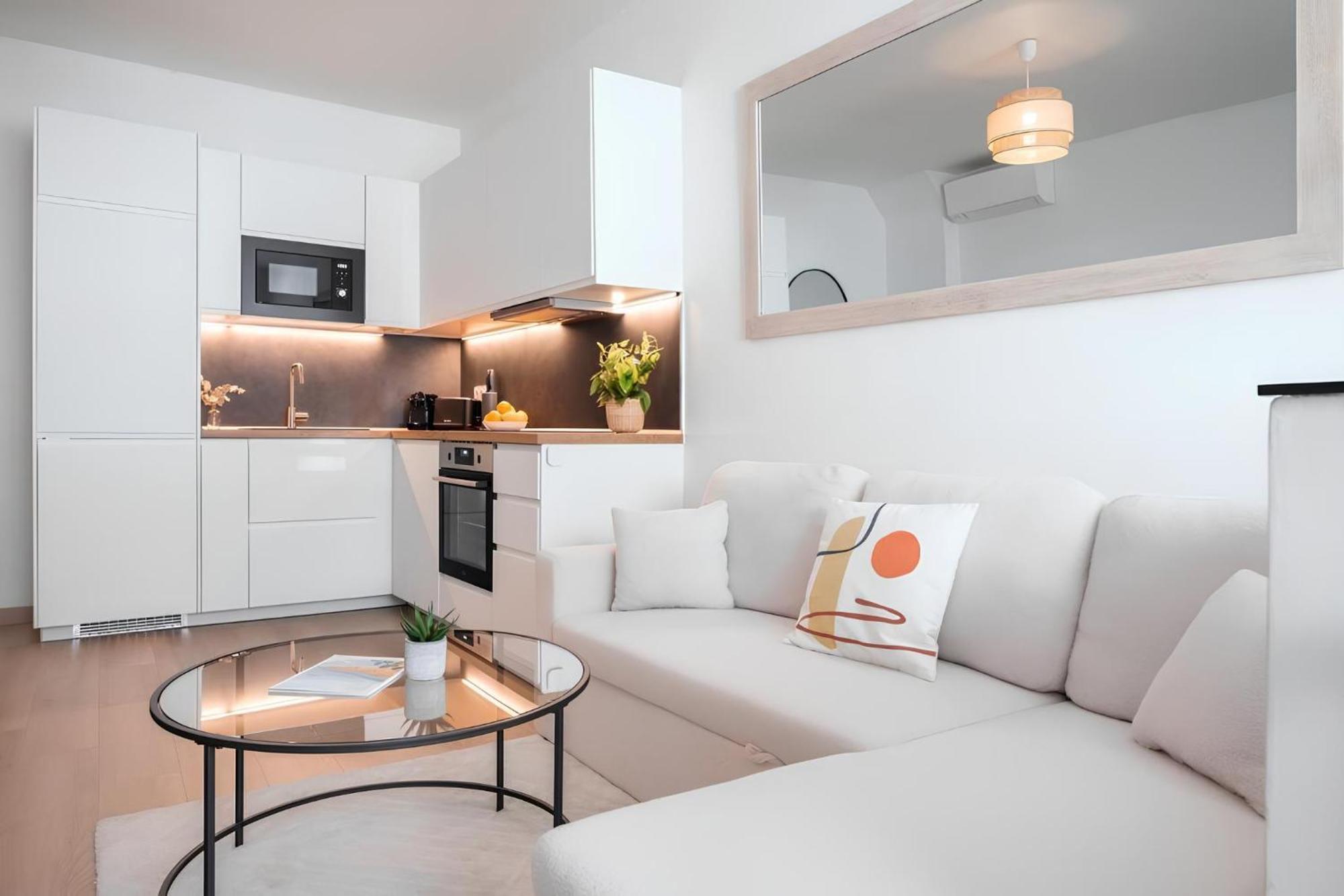 Cozy Appartement Plein Centre, Proche Gare/Plage Menton Kültér fotó